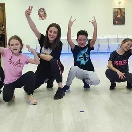 Хип-Хоп в школе Viva La Danza (Академическая)