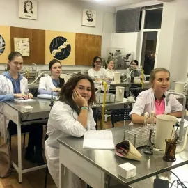 Подготовка к ОГЭ по химии в МБШ "Медик" РУДН (Юго-Западная)