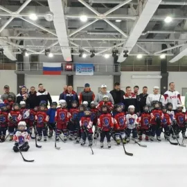 Хоккей в Центре Хоккейного Мастерства "Ледовый дворец" (Сходненская)
