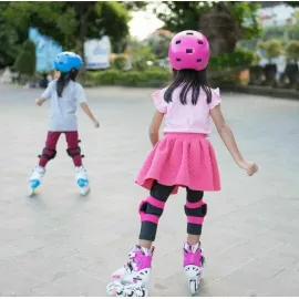 Фрискейт в школе "RollerSchool" (ВДНХ)