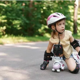 Фрискейт в школе "RollerSchool" (Речной вокзал)
