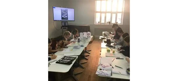 Студия рисования в технике скетч в КЦ "Зодчие" (Молодежная)