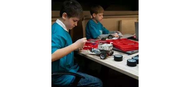 Курсы Lego WeDo в школе роботехники Cyber Class (Молодежная)