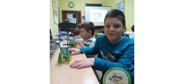 Первороботы Lego Wedo 2.0 в робошколе Электроник (ДЦ "Ладушки")