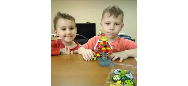 Робототехника на базе Lego WeDo 2.0 от школы Пиксель Чехов