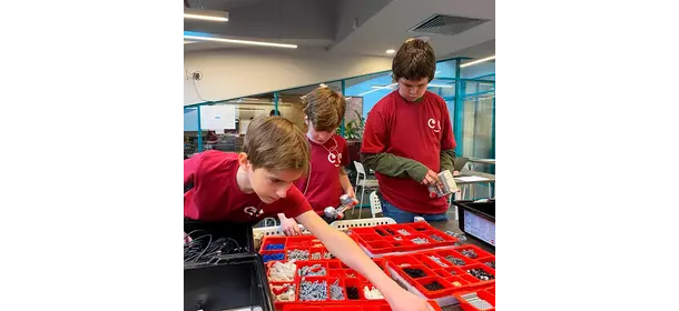 Курсы Lego EV3 в школе роботехники Cyber Class (Белорусская)