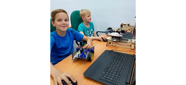 Курсы Lego EV3 в школе роботехники Cyber Class (Братиславская)