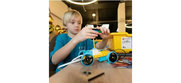 Курсы Lego WeDo в школе роботехники Cyber Class (Братиславская)