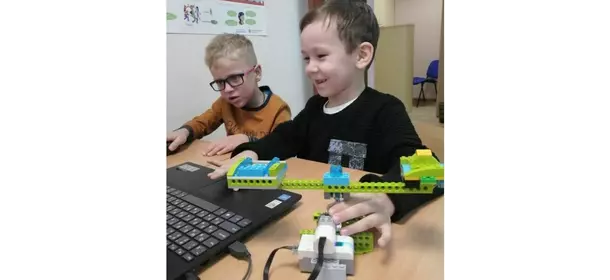 Робототехника на базе Lego WeDo 2.0 Пиксель Бунинская аллея