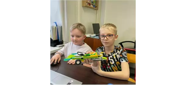 Робототехника на базе Lego WeDo 2.0 в школе Пиксель (Щёлковская)