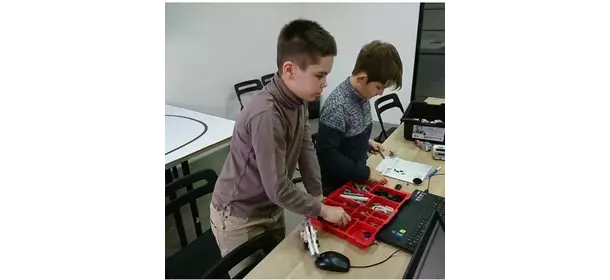 Начальное конструирование и робототехника в центре Polycent (Китай-город)