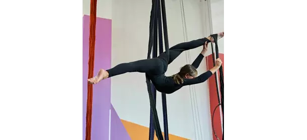 Воздушная гимнастика в СЦ "Небо Спорт" (Бабушкинская)