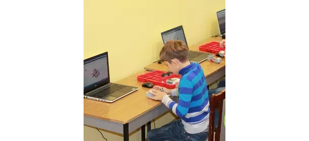 Робототехника 1.0 на Lego Mindstorms EV3 в робошколе Электроник (ДК "Гармония)