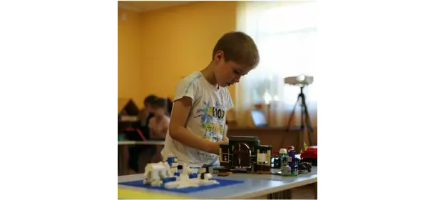 Курс "Основы механики в робототехнике" от клуба роботехники Robotronix (Бунинская аллея)