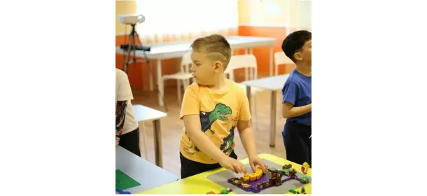 Курс "Робототехника с LEGO WeDo-1" от клуба роботехники Robotronix (Бунинская аллея)