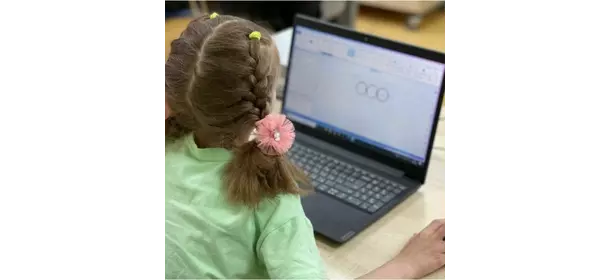 Scratch Junior Пиксель Пражская