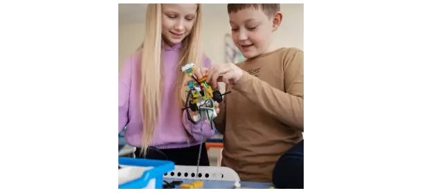 Робототехника на базе Lego WEDO 2.0 Робошкола "Электроник" (Коломенская - ул. Высокая, д. 4)