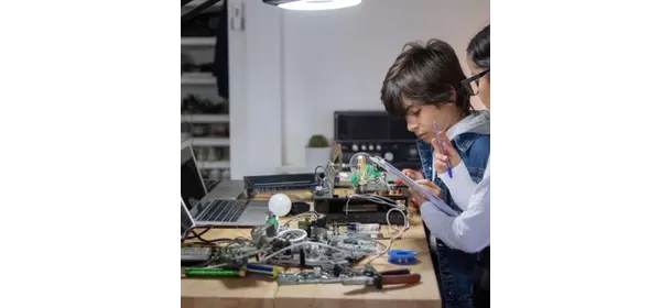 Первороботы на базе конструктора Lego Wedo 2.0 Робошкола "Электроник" (Некрасовка)