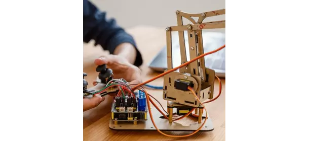 Робототехника на базе Lego WEDO 2.0 Робошкола "Электроник" (Таганская)