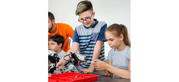 Первороботы на базе конструктора Lego Wedo 2.0 Робошкола "Электроник" (Тульская)