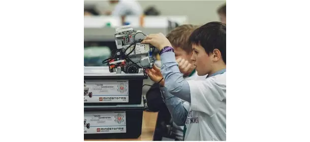 Робототехника на базе Lego WeDo 2.0 в школе Пиксель (Раменки ЗАО)
