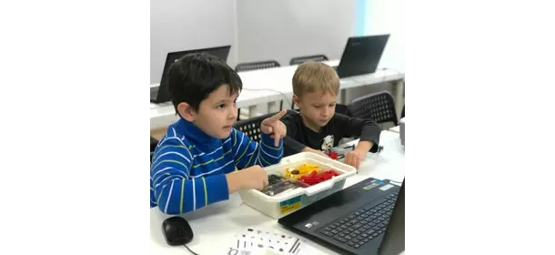 Робототехника на базе Lego WeDo 2.0 в школе Пиксель (Пиксель Бутово)