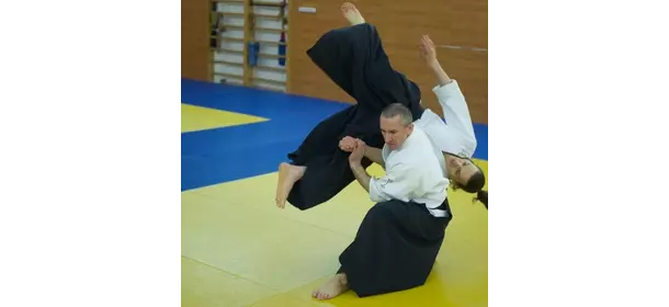 Занятия айкидо в клубе "Сэнкай" (Ботанический сад)