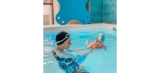 Грудничковое плавание в акваклубе STARFISH (Таганская)
