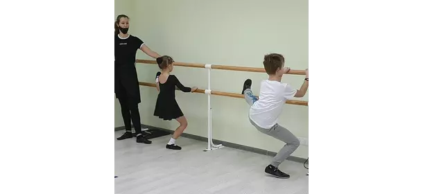Классическая хореография в школе Viva La Danza (Академическая)