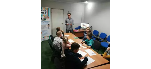 Бизнес и финансы в бизнес-школе Kids MBA (Тверская)