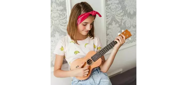 Укулеле в школе ДиЕЗ (Химки)