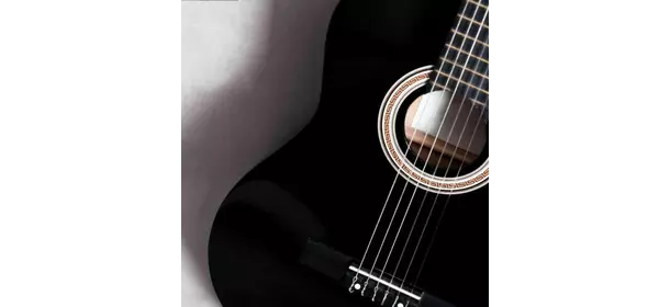 Акустическая гитара в школе ArbatGuitar (Парк Культуры)