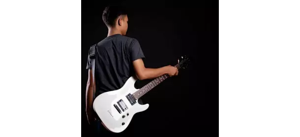 Электрогитара в школе ArbatGuitar (Таганская)