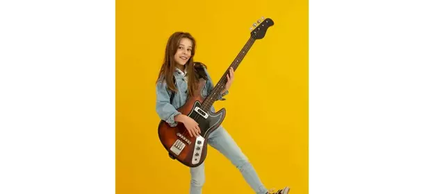 Гитара в клубе 5green kids club (ЦСКА)