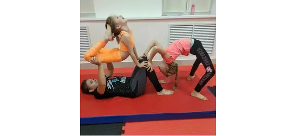 Спортивная акробатика в ДСШ Дмитрия Яковлева (Железнодорожный - Пионерская)