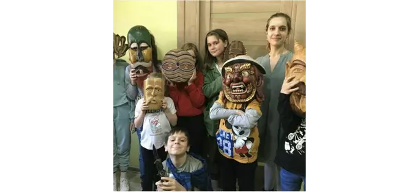 "Путешествие по цивилизациям" в клубе "Маски и Фигуры мира" (Выездной урок)
