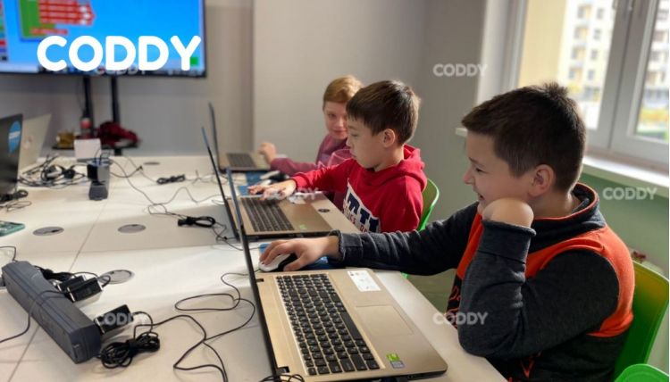 Основы программирования в Scratch в школе CODDY (Курская)