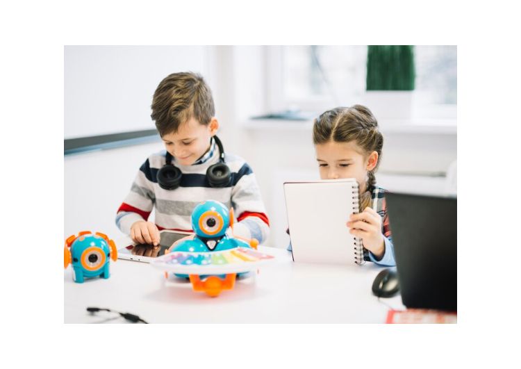 Первороботы на базе конструктора Lego Wedo 2.0 Робошкола "Электроник" (Домодедовская - Каширское шоссе, 61Г)