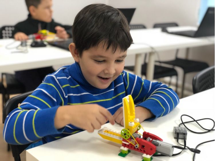 Робототехника на базе Lego WeDo 2.0 Пиксель  Зюзино