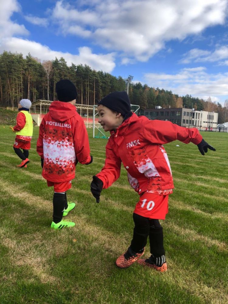 Детская футбольная школа "FootballMSK" (Спорткомплекс МИРЭА)